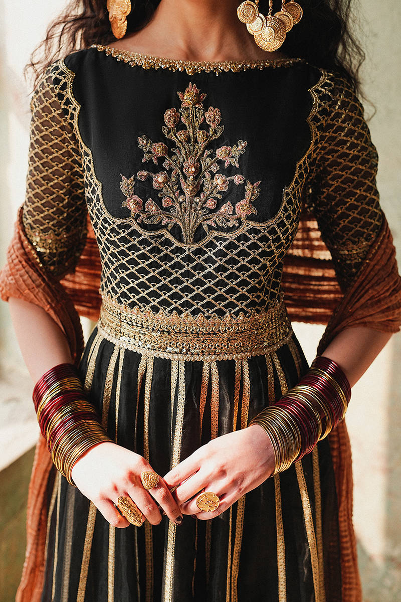 MNR | Farid Manzil Luxury Pret 26 | Ronak-e-Chaman - Formal Dress - available at Maria Faisal in UK and USA.