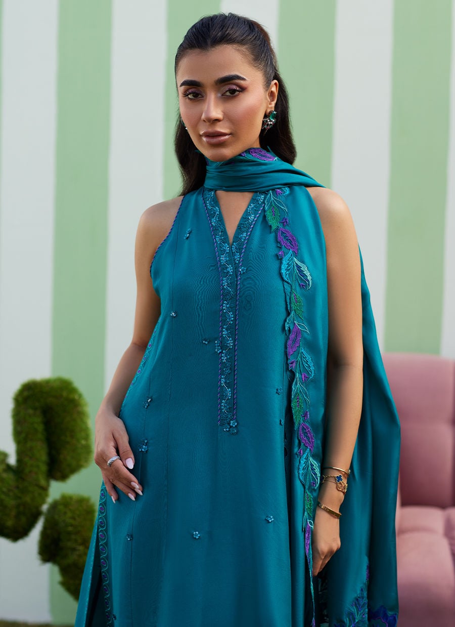 Farah Talib Aziz | Luna Eid 26 | Slona Shirt And Dupatta - Luxury Dress - available at Maria Faisal in UK and USA.