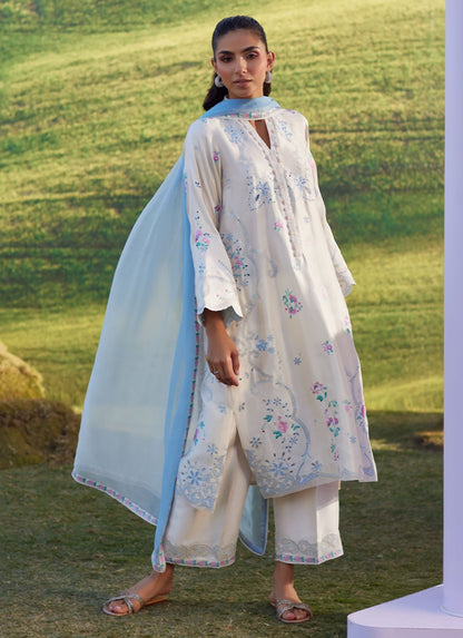Farah Talib Aziz | Luna Eid 26 | Elya Shirt And Dupatta - Luxury Dress - available at Maria Faisal in UK and USA.