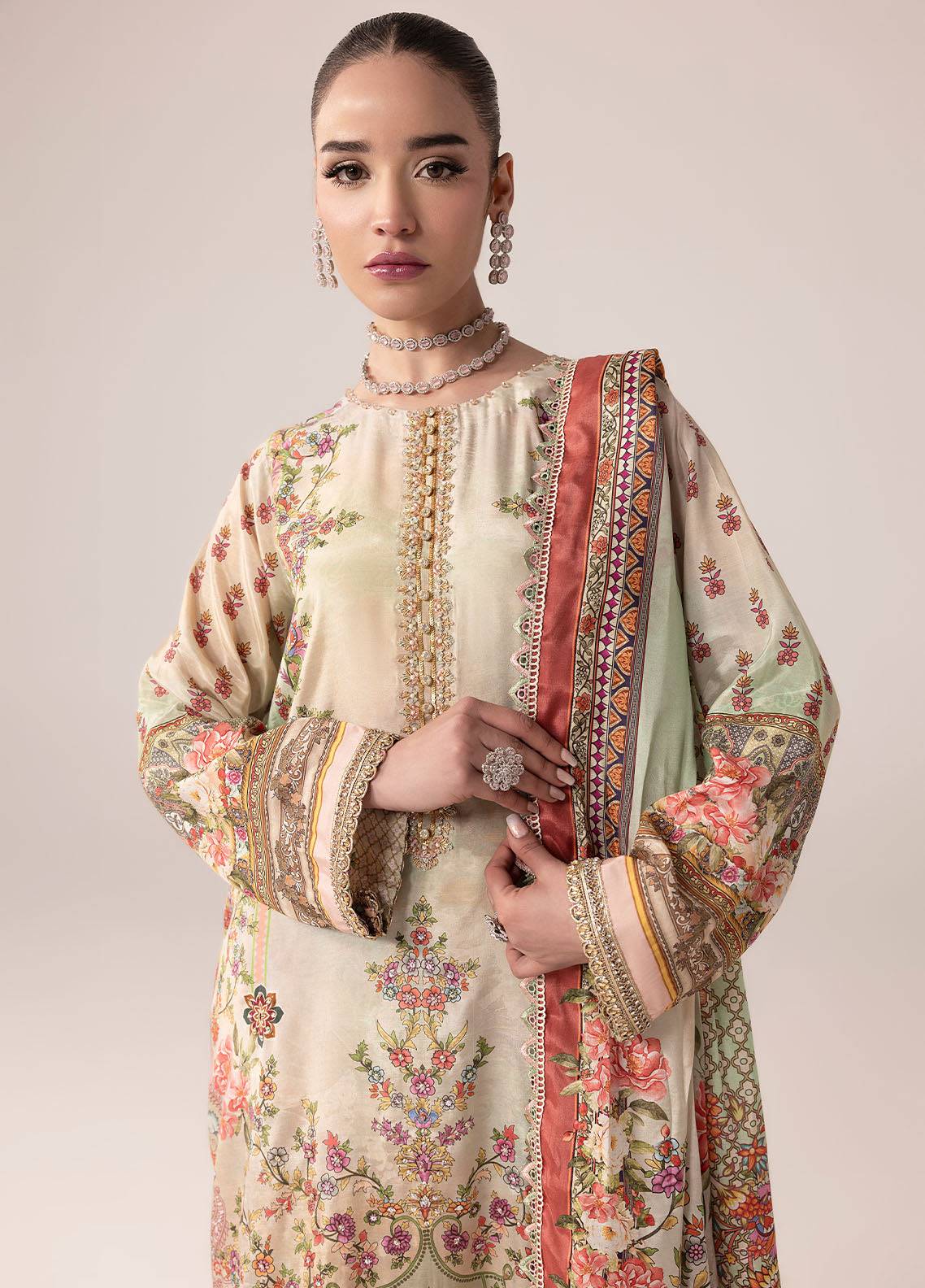 Sahane | Suay Silk Handwork Edit | CT-15004 AVA - SUAY by Maria Faisal - Registered Vendor of : Sahane - type : Ladies Clothes - 100% original wedding dresses