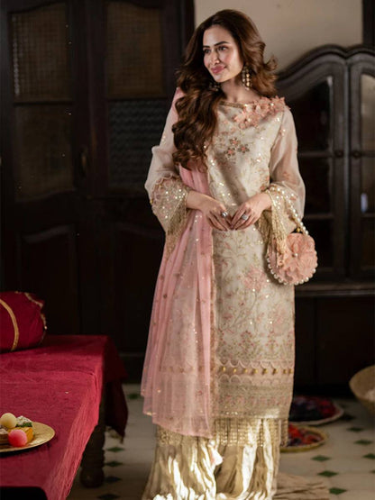 Salitex | Signature Festive Chiffon | NO033 by Maria Faisal - Registered Vendor of : Salitex - type : Ladies Clothes - 100% original wedding dresses