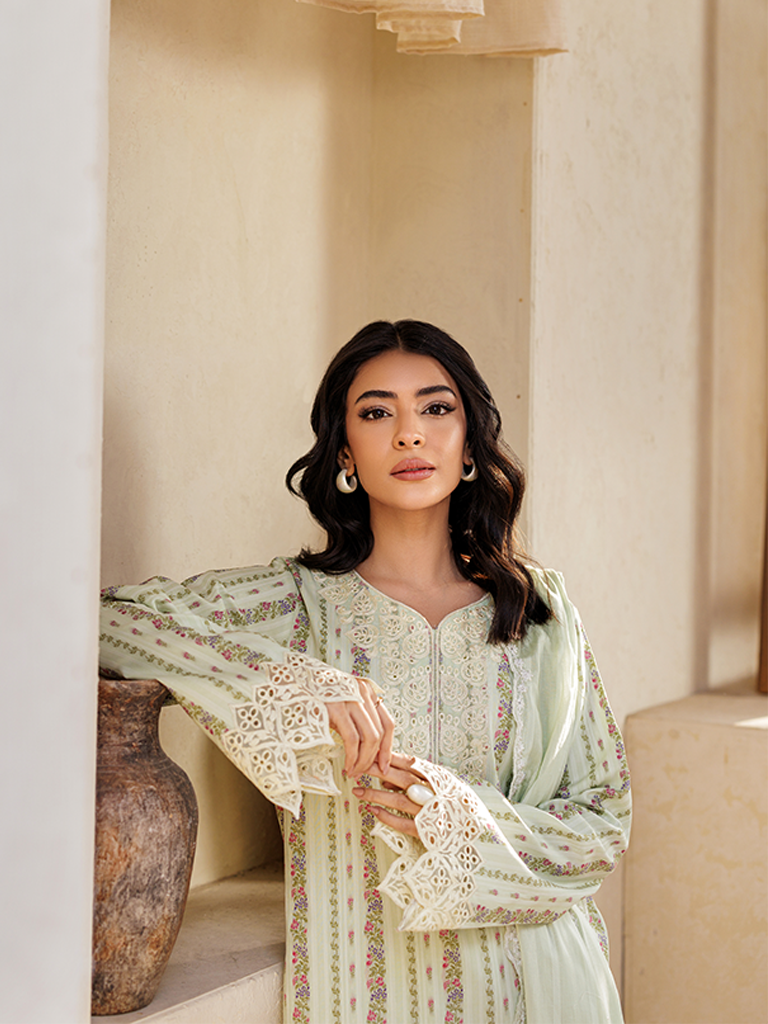 Rajbari | Amari Hybrid Jacquard Edition | Amari Jacquard - 10 by Maria Faisal - Registered Vendor of : Rajbari - type : Ladies Clothes - 100% original wedding dresses