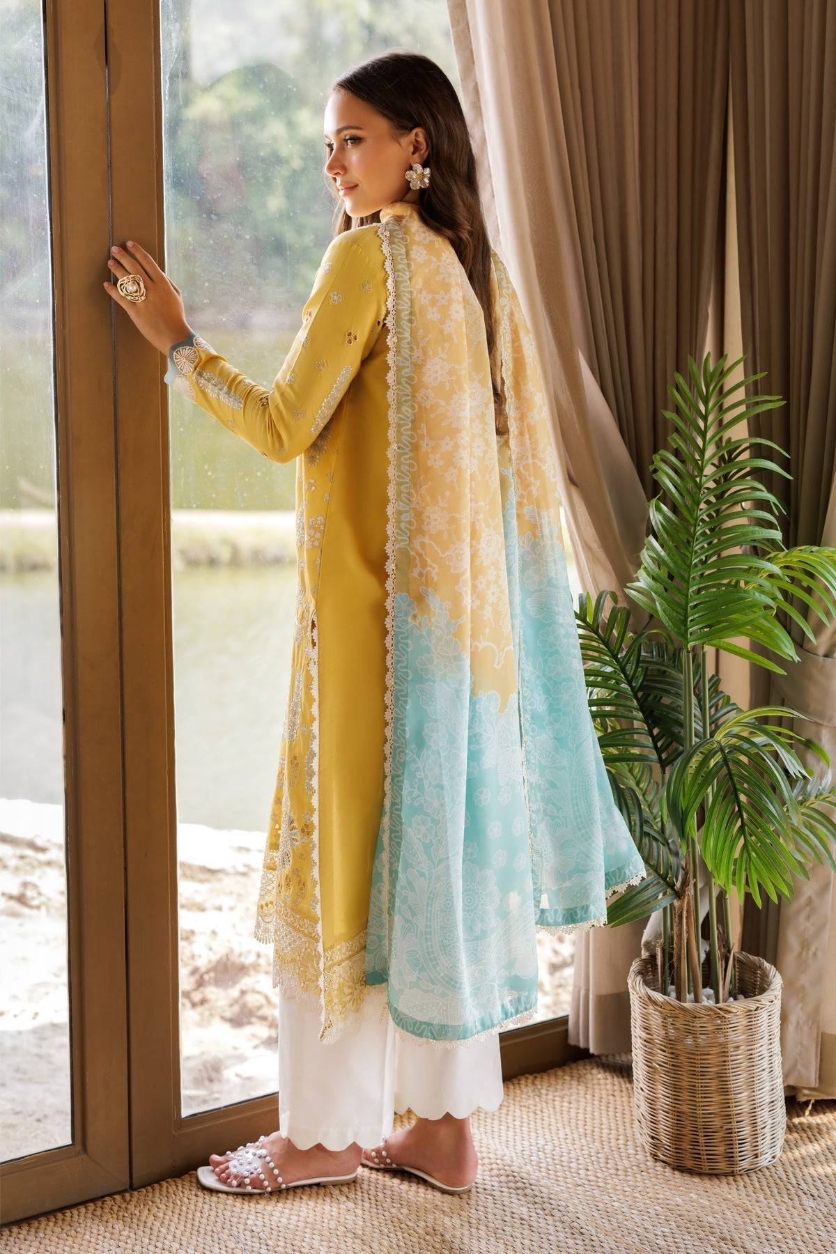 Xenia Formals | Luxury Lawn 25 | SINSEAD by Maria Faisal - Registered Vendor of : Xenia Formals - type : Ladies Clothes - 100% original wedding dresses