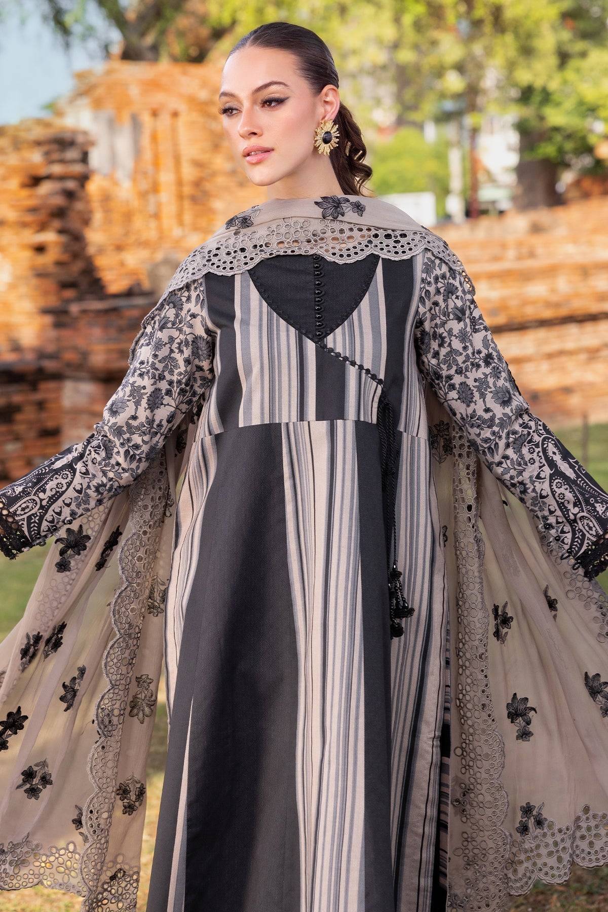 Charizma | Print Melody 25 | PM5-01 by Maria Faisal - Registered Vendor of : Charizma - type : Ladies Clothes - 100% original wedding dresses