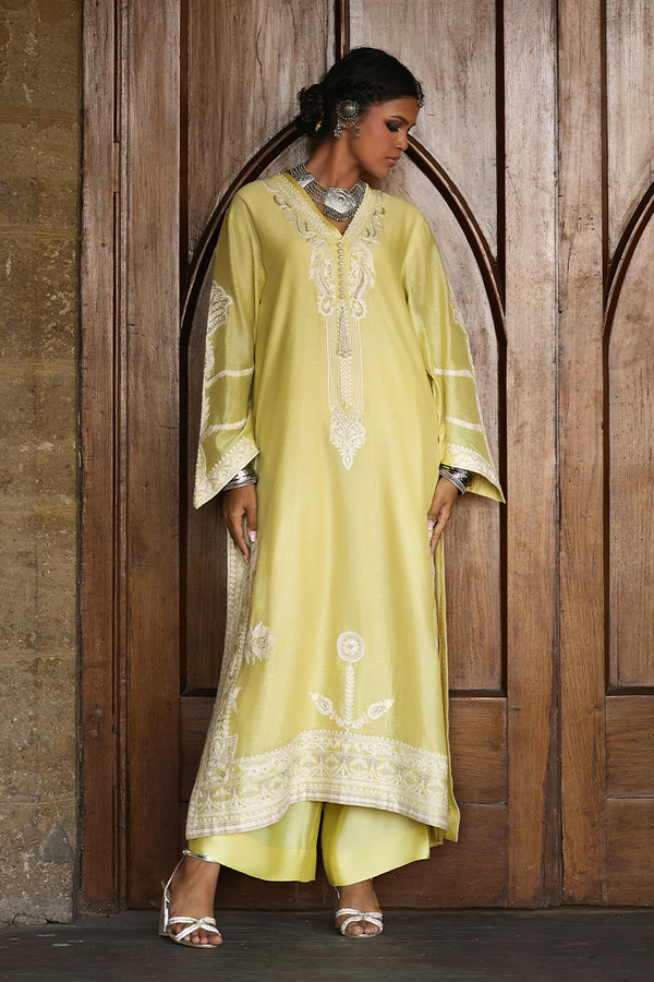 Wardha Saleem | Aari Collection |  Mahveen - Formal Dress - available at Maria Faisal in UK and USA.