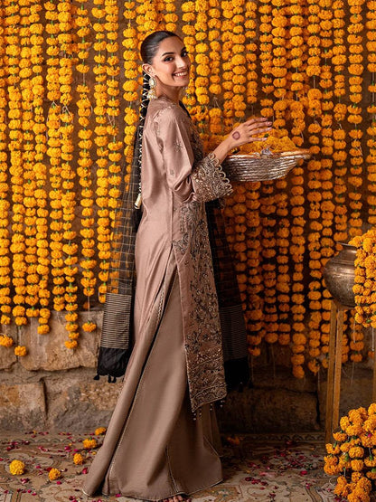 Salitex | Shehnai Festive |No020 by Maria Faisal - Registered Vendor of : Salitex - type : Ladies Clothes - 100% original wedding dresses