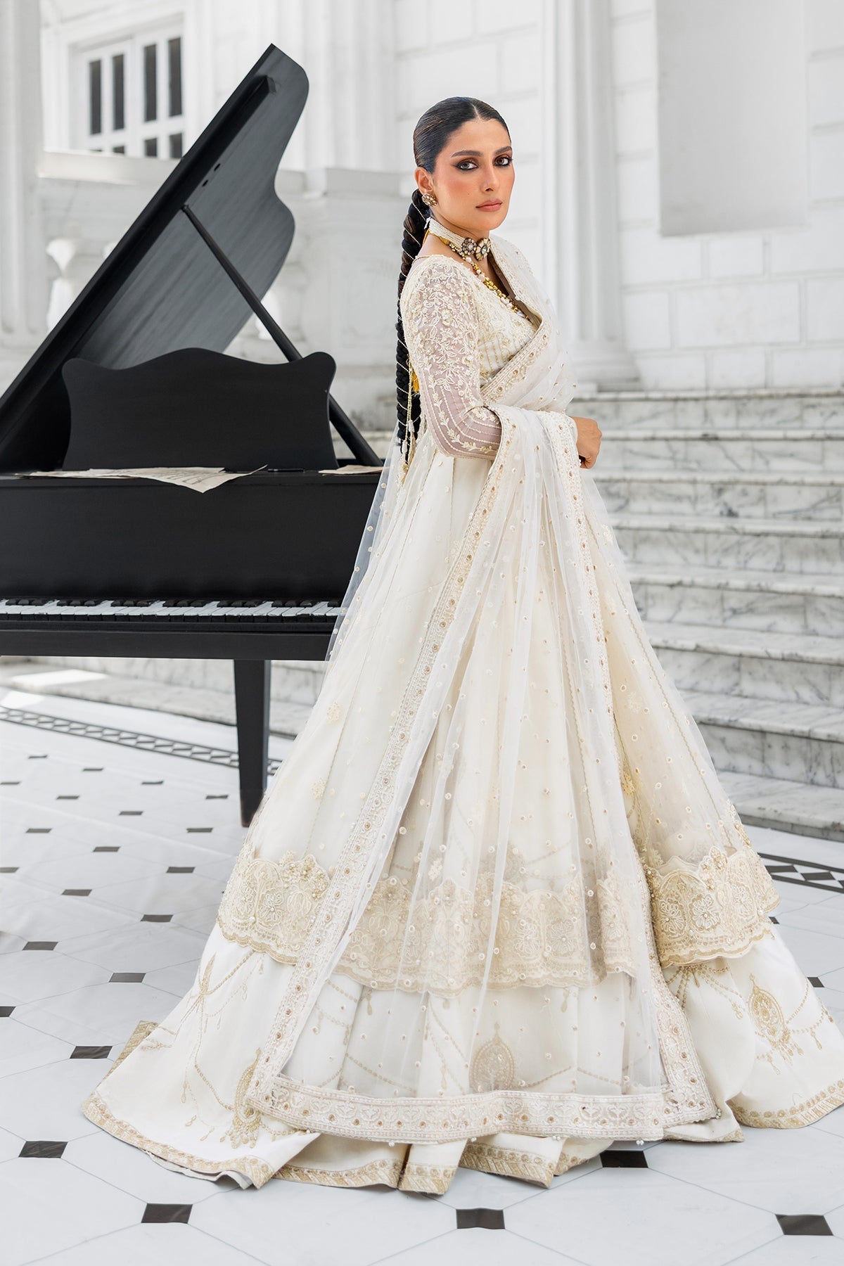 Erum Khan | Jahan Wedding 25 | Snow Pearl - Ladies Clothes - Maria Faisal