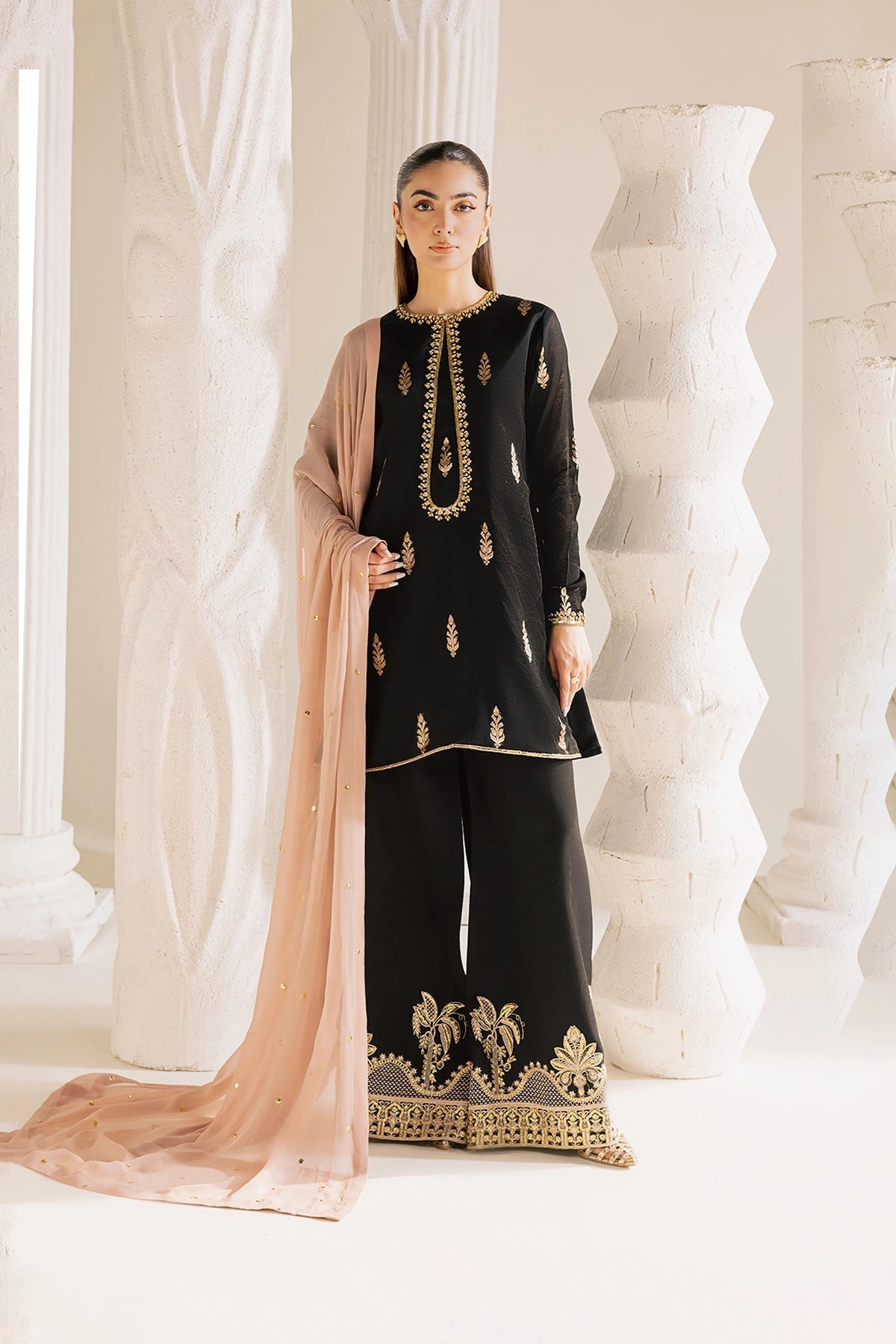Vanya | Solana Luxe Pret |   FF-82 - Luxury Dress - available at Maria Faisal in UK and USA.