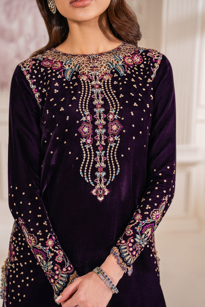 UF-748 – authentic Pakistani dress from the Velvet 25 collection for women in the UK