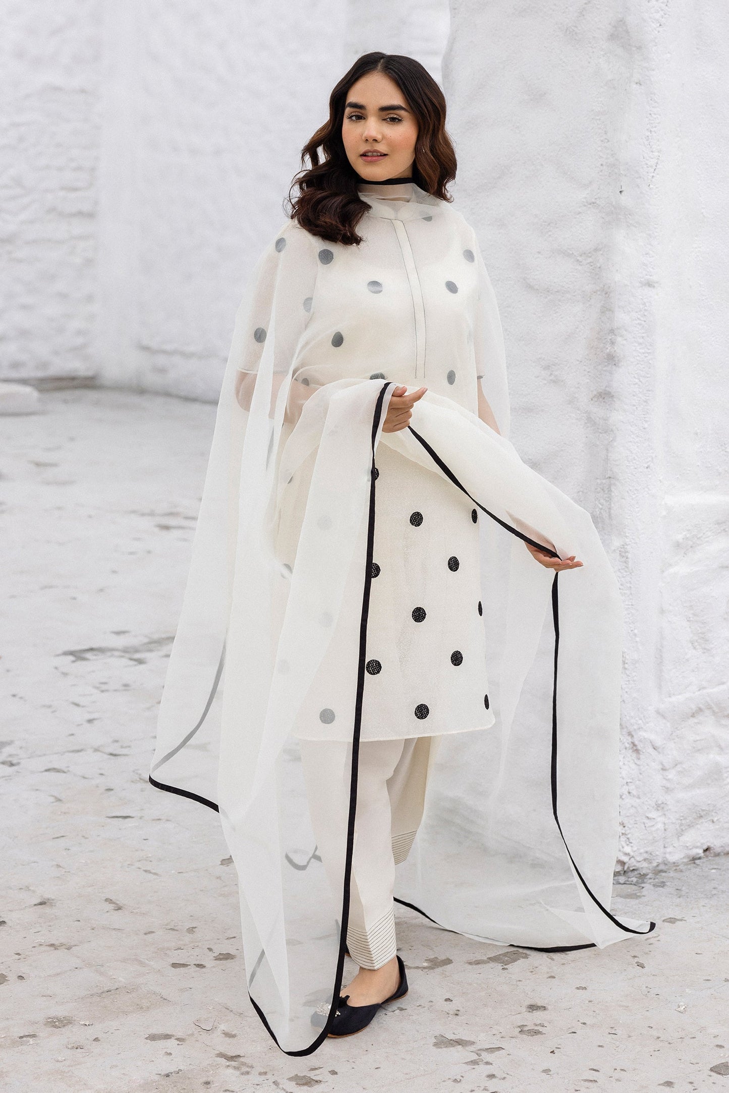 Erum Khan | Ramadan Edition | Elara by Maria Faisal - Registered Vendor of : Ansab Jahangir - type : Ladies Clothes - 100% original wedding dresses