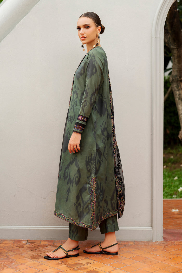 Baroque | Luxury Pret Summer | UF-4262 - Luxury Dress - available at Maria Faisal in UK and USA.