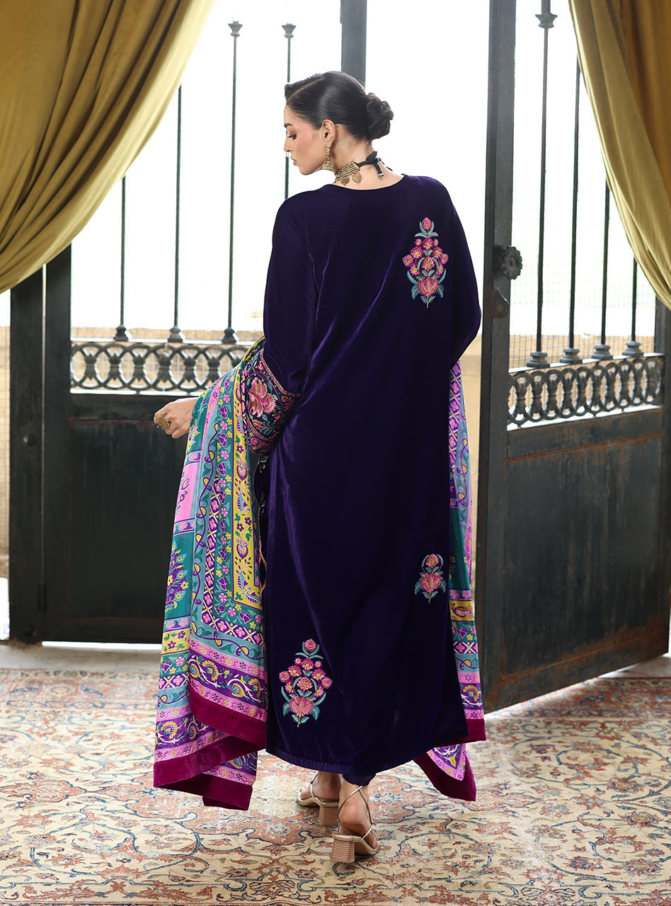 Zainab Chottani | Velura Velvet Edit 25 | Ameth Long Shirt - Formal Dress - available at Maria Faisal in UK and USA.