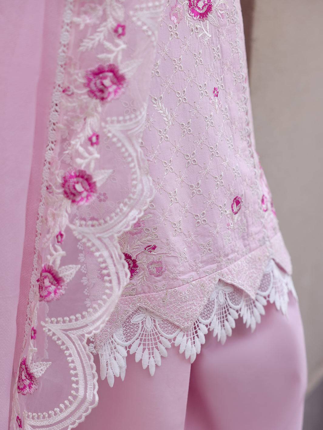 Faiza Faisal | Marine Luxury Lawn 25 | RENA by Maria Faisal - Registered Vendor of : Faiza Faisal - type : Ladies Clothes - 100% original wedding dresses