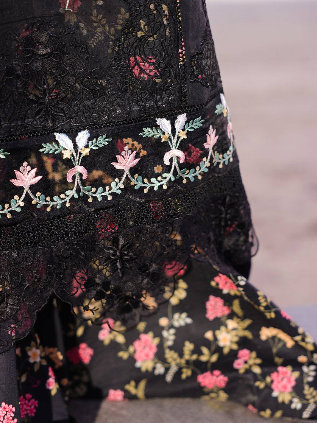 Faiza Faisal | Marine Luxury Lawn 25 | ELVA by Maria Faisal - Registered Vendor of : Faiza Faisal - type : Ladies Clothes - 100% original wedding dresses