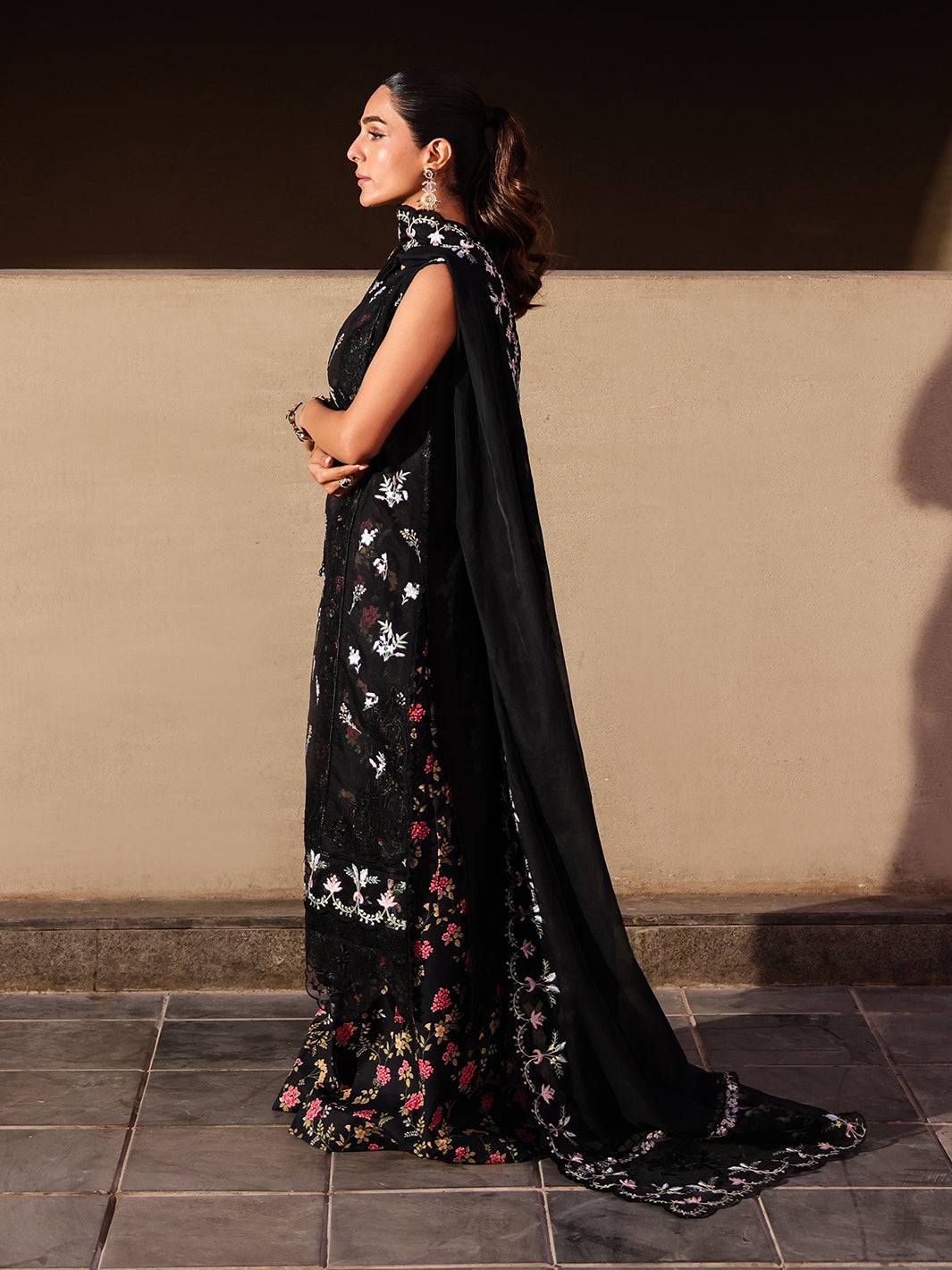 Faiza Faisal | Marine Luxury Lawn 25 | ELVA by Maria Faisal - Registered Vendor of : Faiza Faisal - type : Ladies Clothes - 100% original wedding dresses