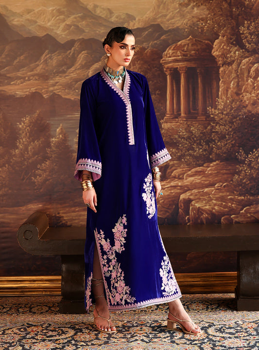 Zainab Chottani | Velura Velvet Edit 25 | Elif Kaftan - Formal Dress - available at Maria Faisal in UK and USA.