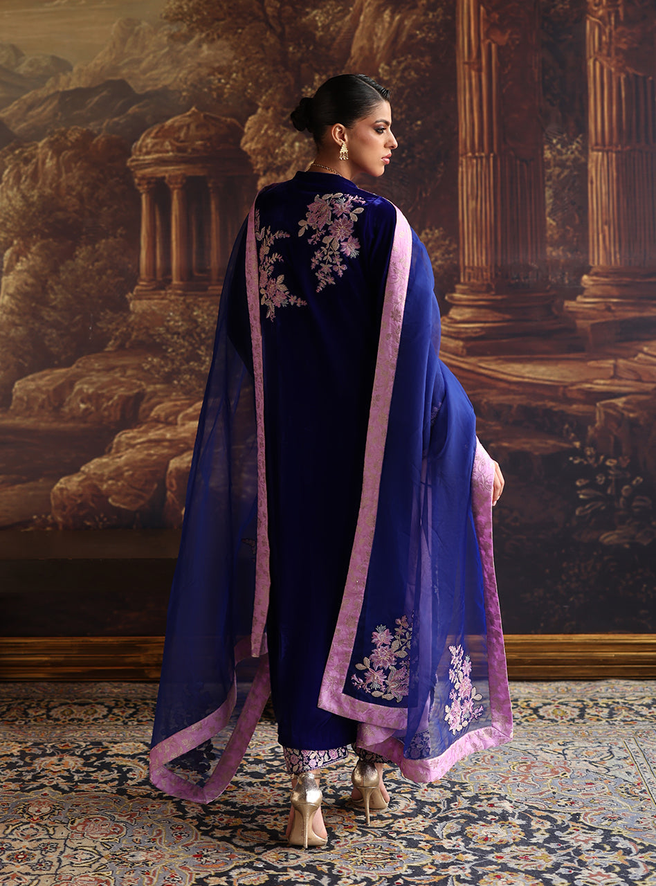 Zainab Chottani | Velura Velvet Edit 25 | Zelin Long Shirt - Formal Dress - available at Maria Faisal in UK and USA.