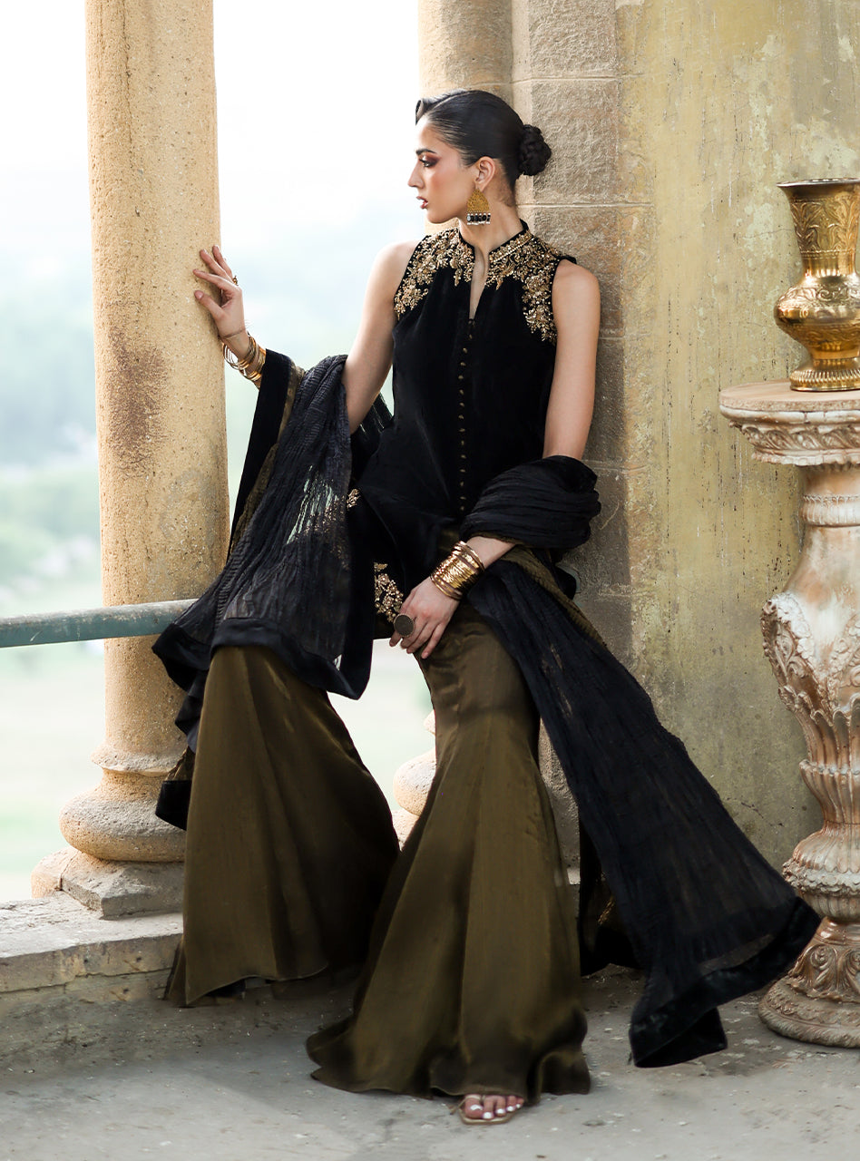 Zainab Chottani | Velura Velvet Edit 25 | Mihr Gold - Formal Dress - available at Maria Faisal in UK and USA.