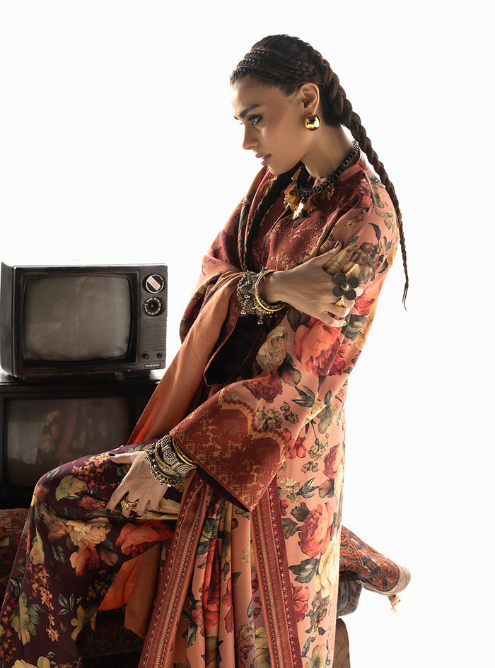 Zainab Chottani | Winter Shawl 25 | Abibi - D10 - Luxury Dress - available at Maria Faisal in UK and USA.