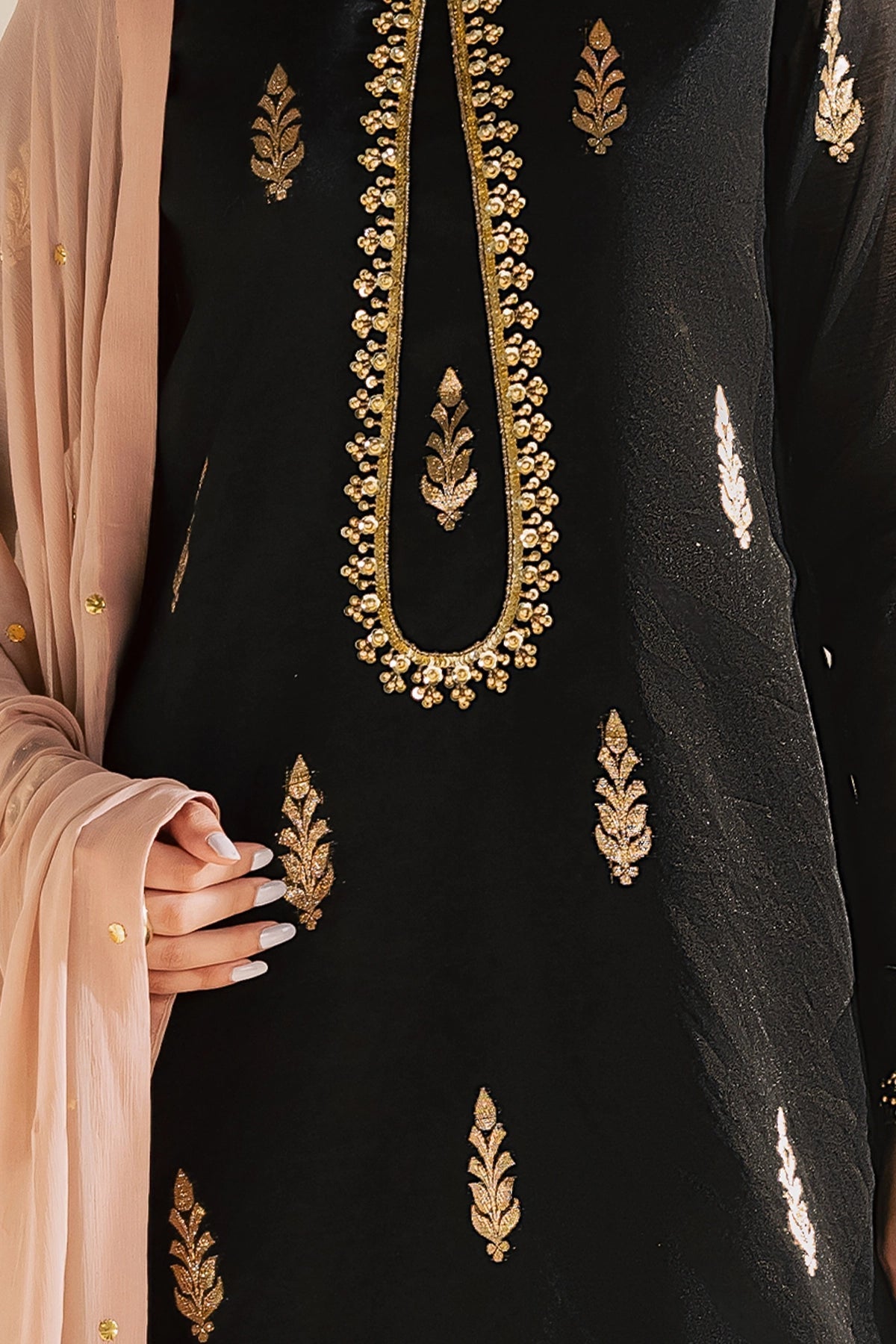 Vanya | Solana Luxe Pret |   FF-82 - Luxury Dress - available at Maria Faisal in UK and USA.