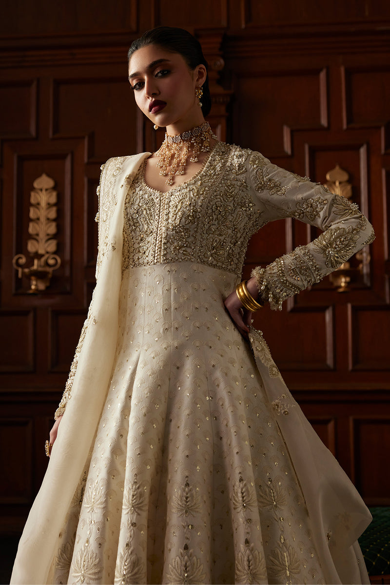 Saad Bin Shahzad | El Veneto Luxury Formals | OVIA - Formal Dress - available at Maria Faisal in UK and USA.