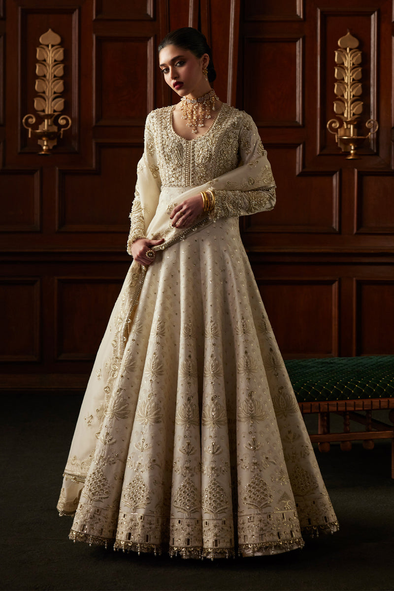 Saad Bin Shahzad | El Veneto Luxury Formals | OVIA - Formal Dress - available at Maria Faisal in UK and USA.