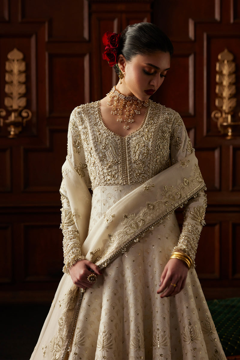 Saad Bin Shahzad | El Veneto Luxury Formals | OVIA - Formal Dress - available at Maria Faisal in UK and USA.