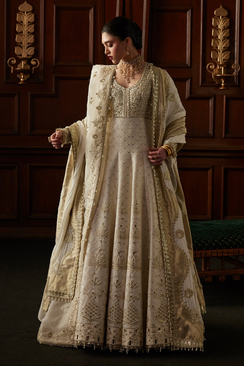 Saad Bin Shahzad | El Veneto Luxury Formals | OVIA - Formal Dress - available at Maria Faisal in UK and USA.