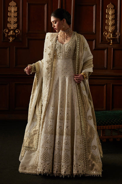 Saad Bin Shahzad | El Veneto Luxury Formals | OVIA - Formal Dress - available at Maria Faisal in UK and USA.