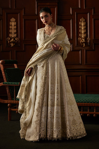 Saad Bin Shahzad | El Veneto Luxury Formals | OVIA - Formal Dress - available at Maria Faisal in UK and USA.