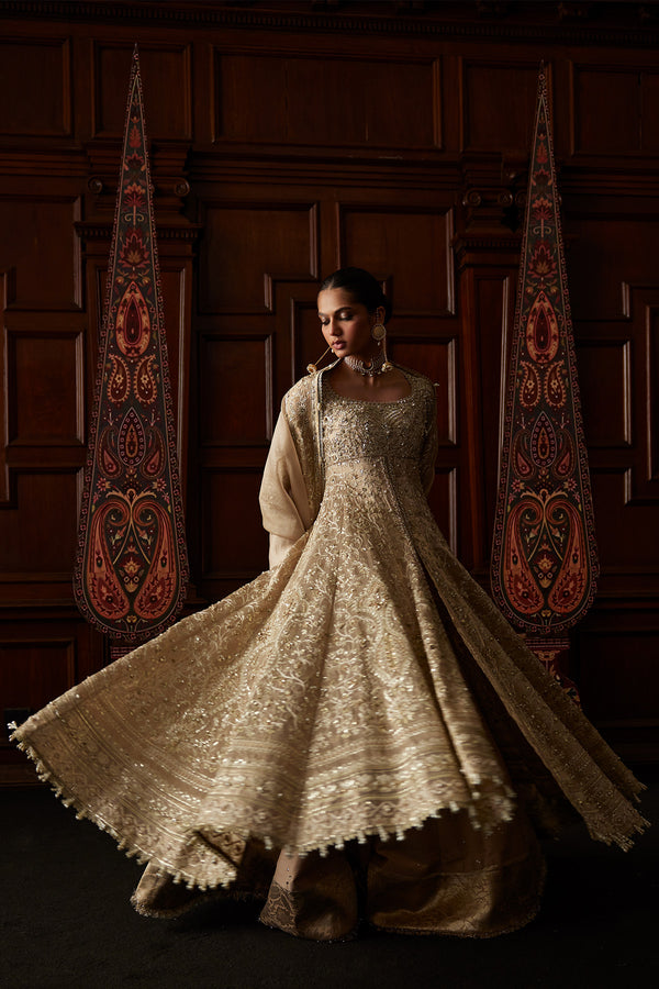 Saad Bin Shahzad | El Veneto Luxury Formals | SIRA - Formal Dress - available at Maria Faisal in UK and USA.