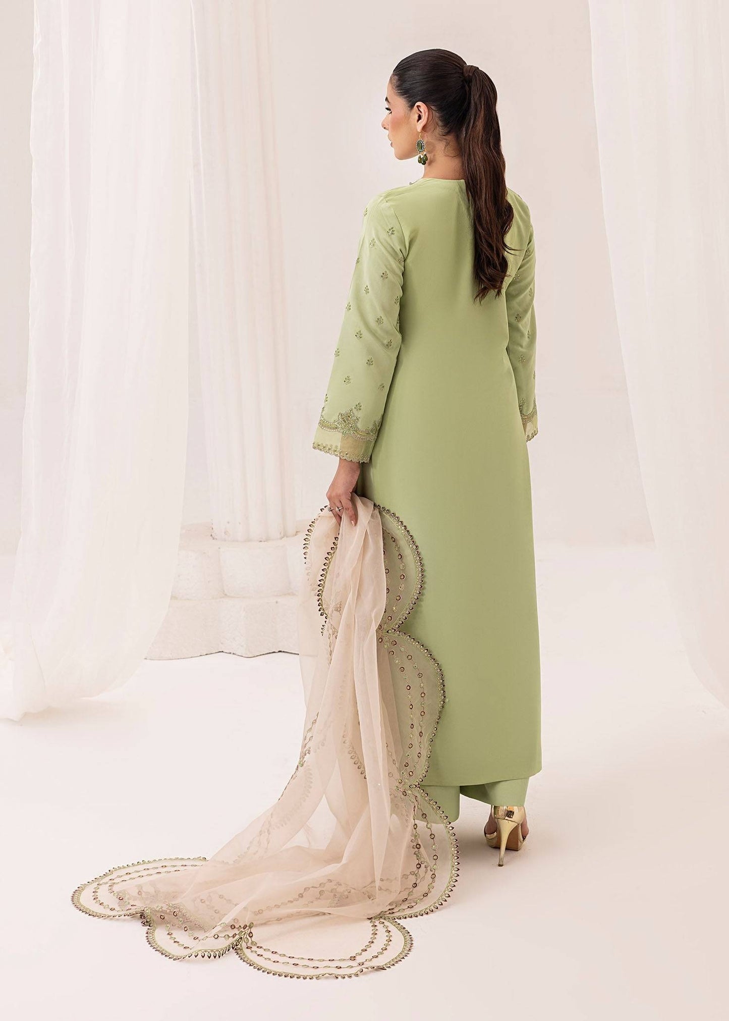Jamnii | Silk Ivy | Serene by Maria Faisal - Registered Vendor of : Jamnii - type : Ladies Clothes - 100% original wedding dresses