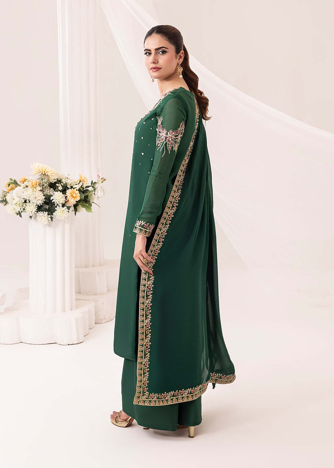 Jamnii | Silk Ivy | Emerald by Maria Faisal - Registered Vendor of : Jamnii - type : Ladies Clothes - 100% original wedding dresses