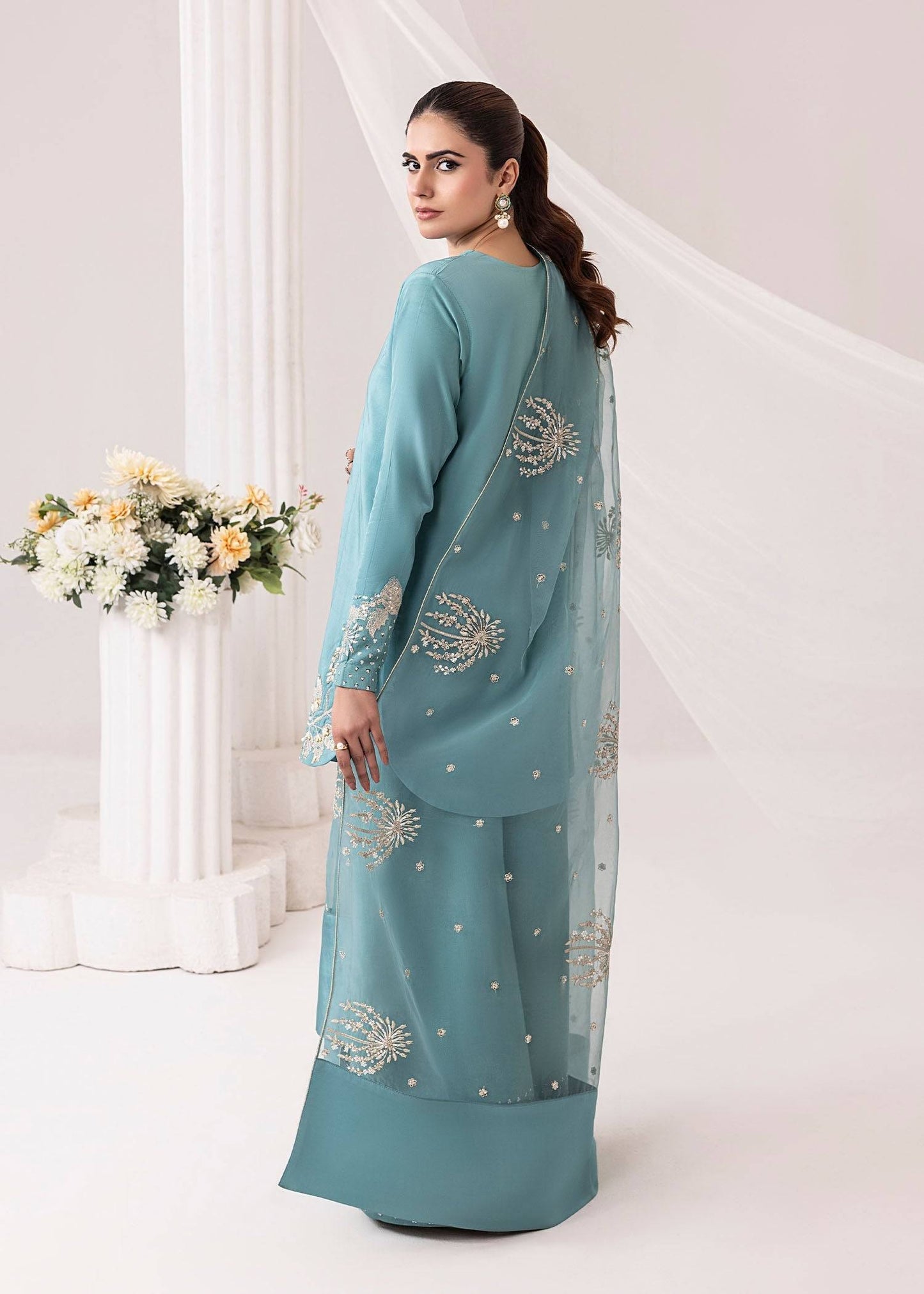 Jamnii | Silk Ivy | Dewdrop by Maria Faisal - Registered Vendor of : Jamnii - type : Ladies Clothes - 100% original wedding dresses