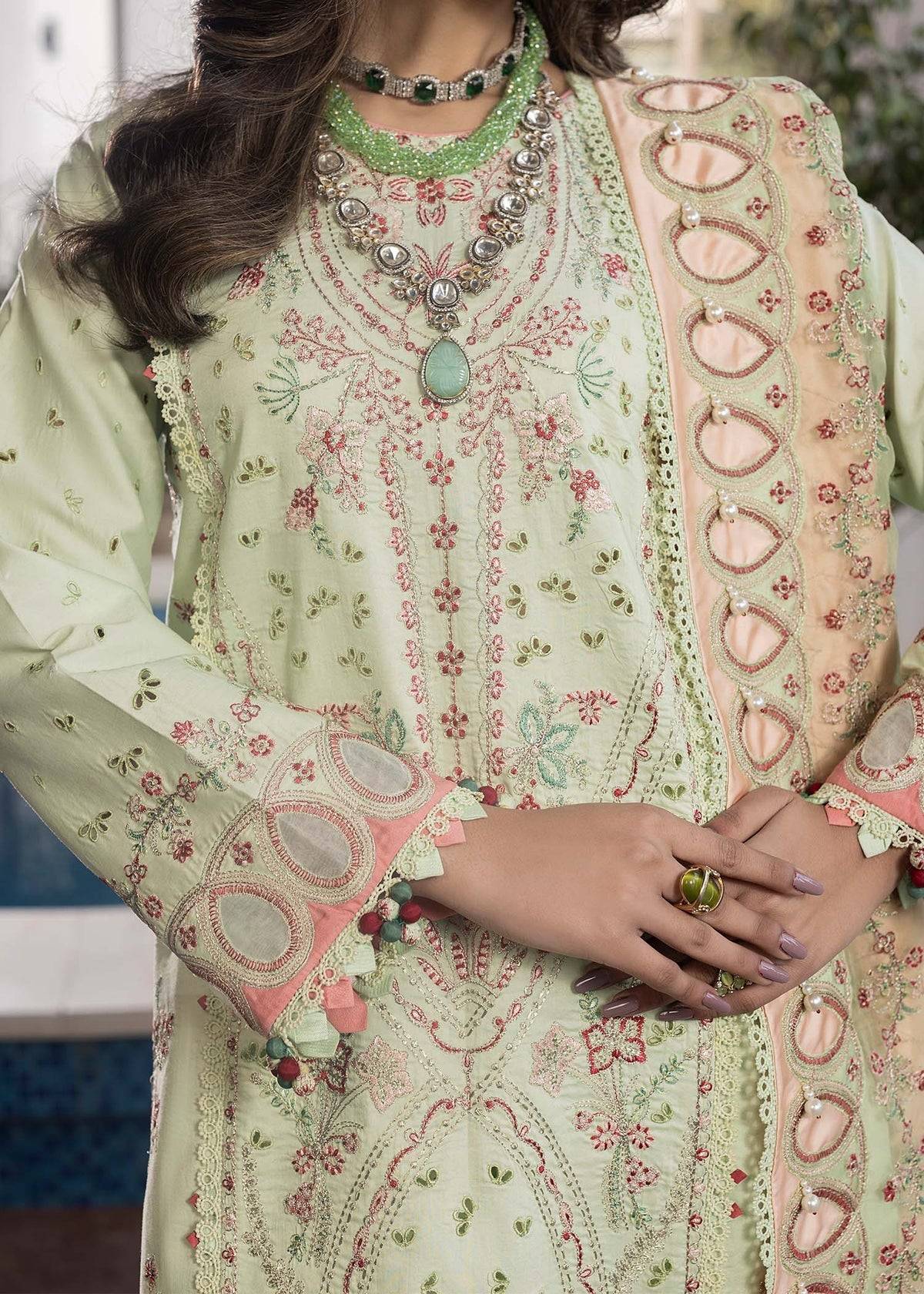 Shurooq | Luxury Lawn 25 | Amazon by Maria Faisal - Registered Vendor of : Shurooq - type : Ladies Clothes - 100% original wedding dresses