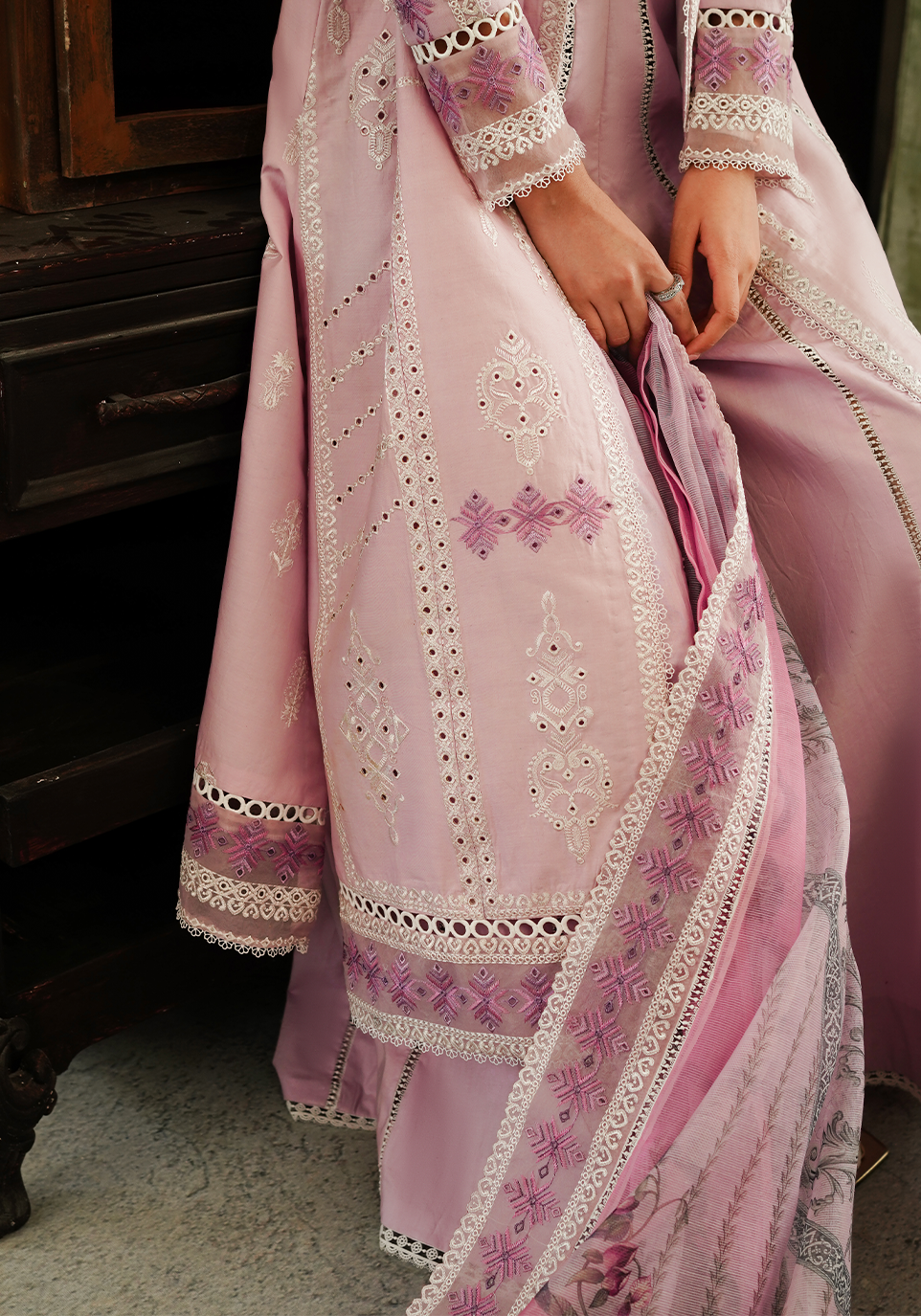 Zarqash | Tresor Luxury Lawn 24 | ZQT 001 FAYE - Maria Faisal