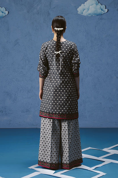 Vanya | Co Ords | CO-138 - Casual Dress - available at Maria Faisal in UK and USA.