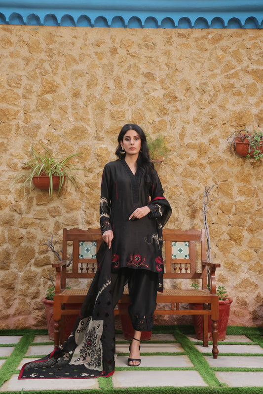 Mona Imran | Ezel Eid 25 |Nazli by Maria Faisal - Registered Vendor of : Mona Imran - type : Ladies Clothes - 100% original wedding dresses