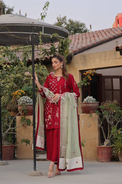 Mona Imran | Ezel Eid 25 | Claude by Maria Faisal - Registered Vendor of : Mona Imran - type : Ladies Clothes - 100% original wedding dresses