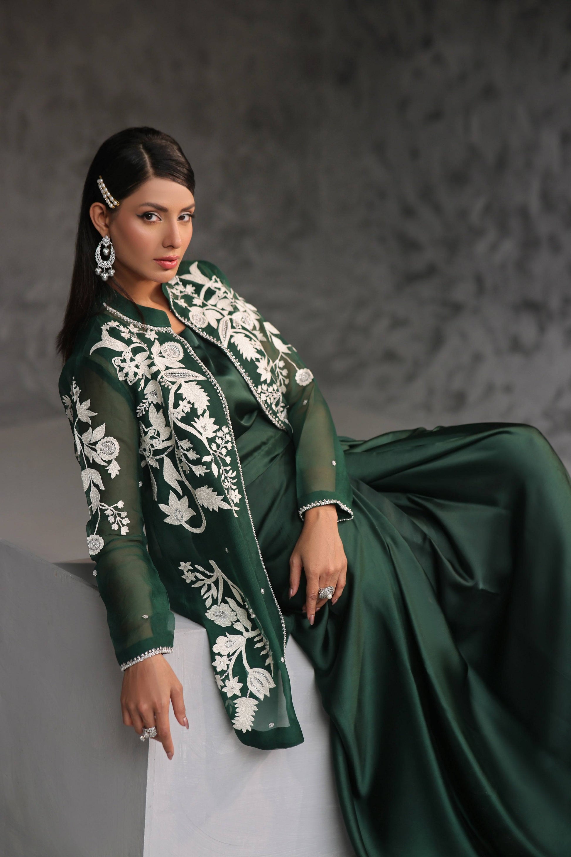Mona Imran | Ezel Eid 25 | Nova by Maria Faisal - Registered Vendor of : Mona Imran - type : Ladies Clothes - 100% original wedding dresses