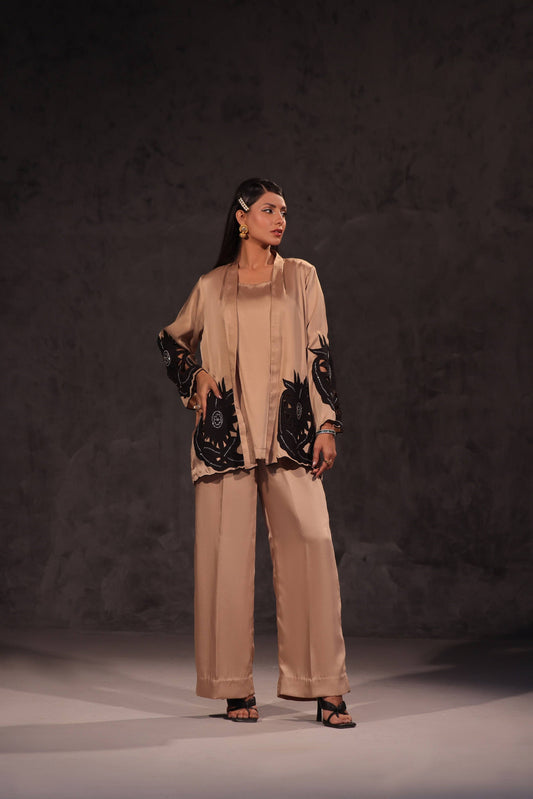 Mona Imran | Ezel Eid 25 | Zevira by Maria Faisal - Registered Vendor of : Mona Imran - type : Ladies Clothes - 100% original wedding dresses