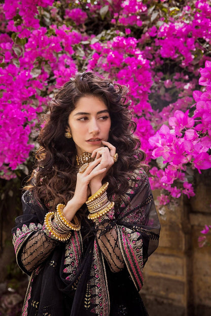 Erum Khan | Umaima Eid Edit | MAHJABEEN by Maria Faisal - Registered Vendor of : Erum Khan - type : Ladies Clothes - 100% original wedding dresses