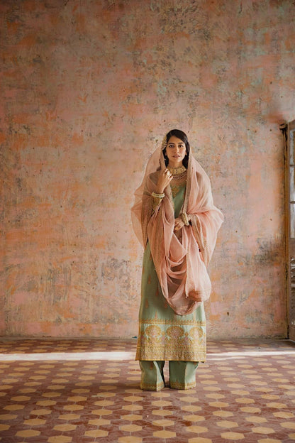 Erum Khan | Umaima Eid Edit | DARAKSHAN by Maria Faisal - Registered Vendor of : Erum Khan - type : Ladies Clothes - 100% original wedding dresses