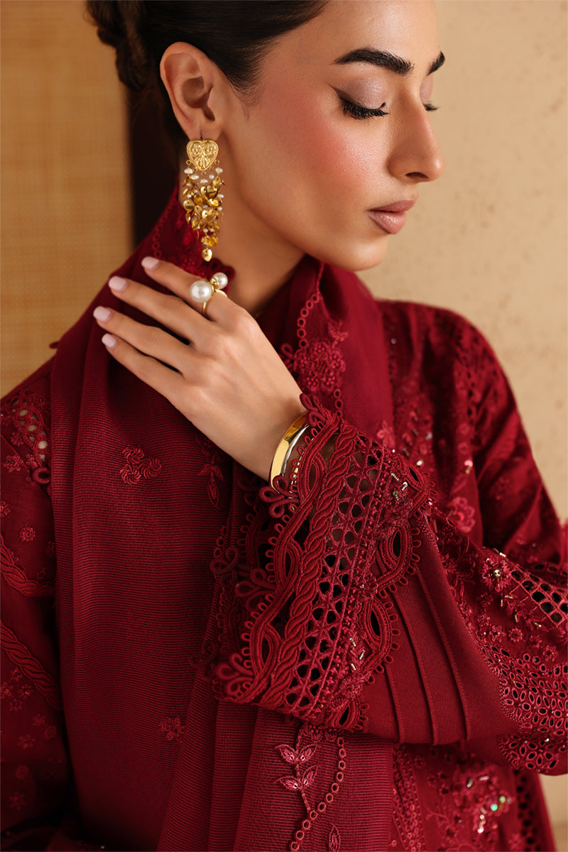 Qalamkar | Luxury Pret 25 | LP-05 NIRA - Formal Dress - available at Maria Faisal in UK and USA.