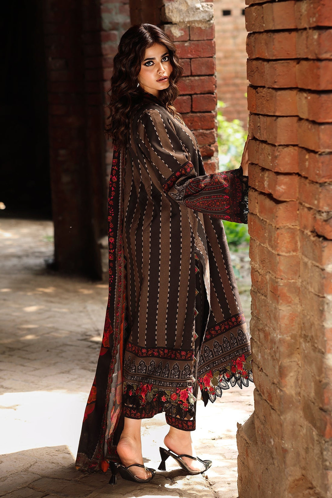 Charizma | Aniq Winter 2025 | ANW6-09 - Ladies Clothes - Maria Faisal