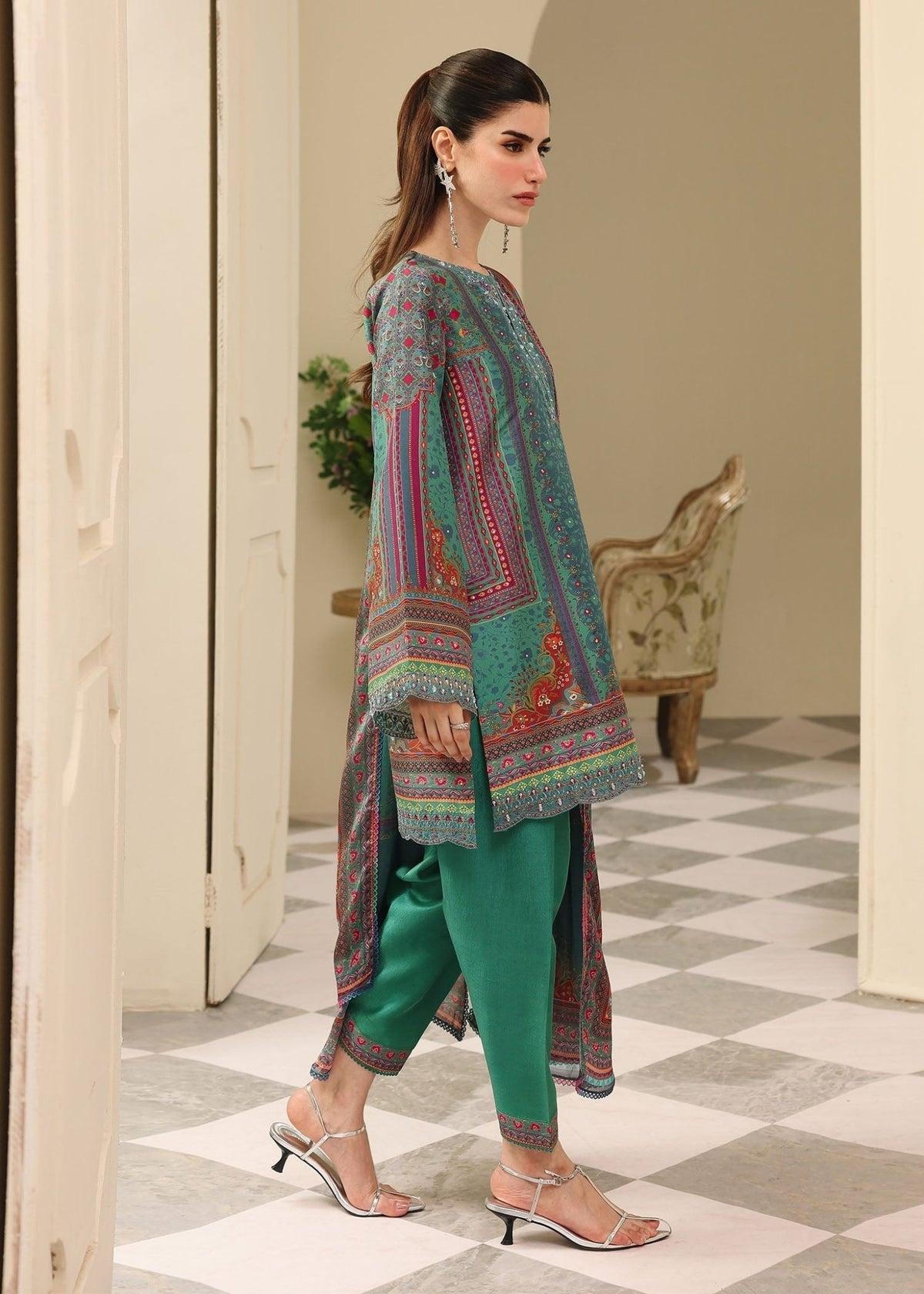 Kanwal Malik | Sorelle Luxe Silk 26 | Jiana - Luxury Dress - available at Maria Faisal in UK and USA.