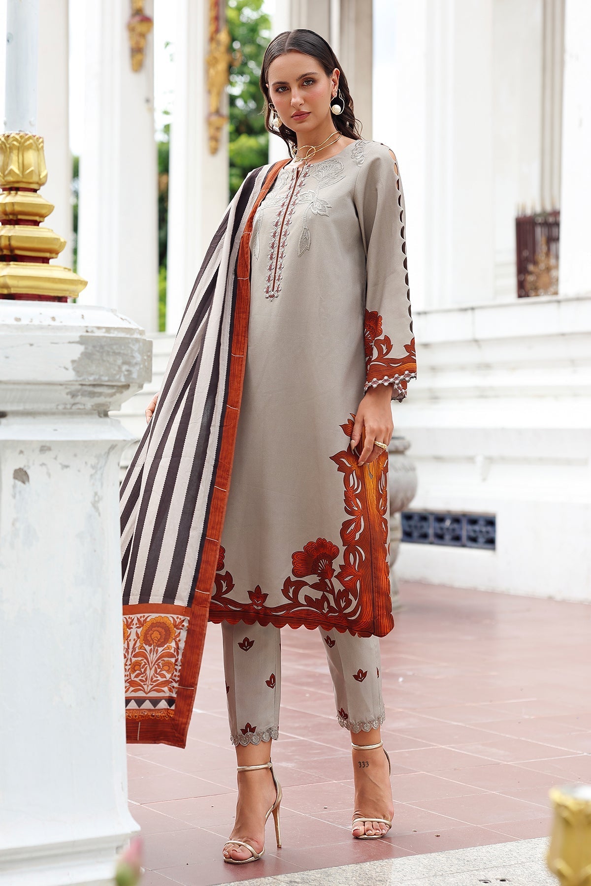 Charizma | Aniq Winter 2025 |  ANW6-05 - Ladies Clothes - Maria Faisal