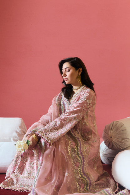 Suffuse | Freeshia Wedding Formals | ISRANA - by Maria Faisal - Registered Vendor of: Suffuse - 100% Original Designer Dress