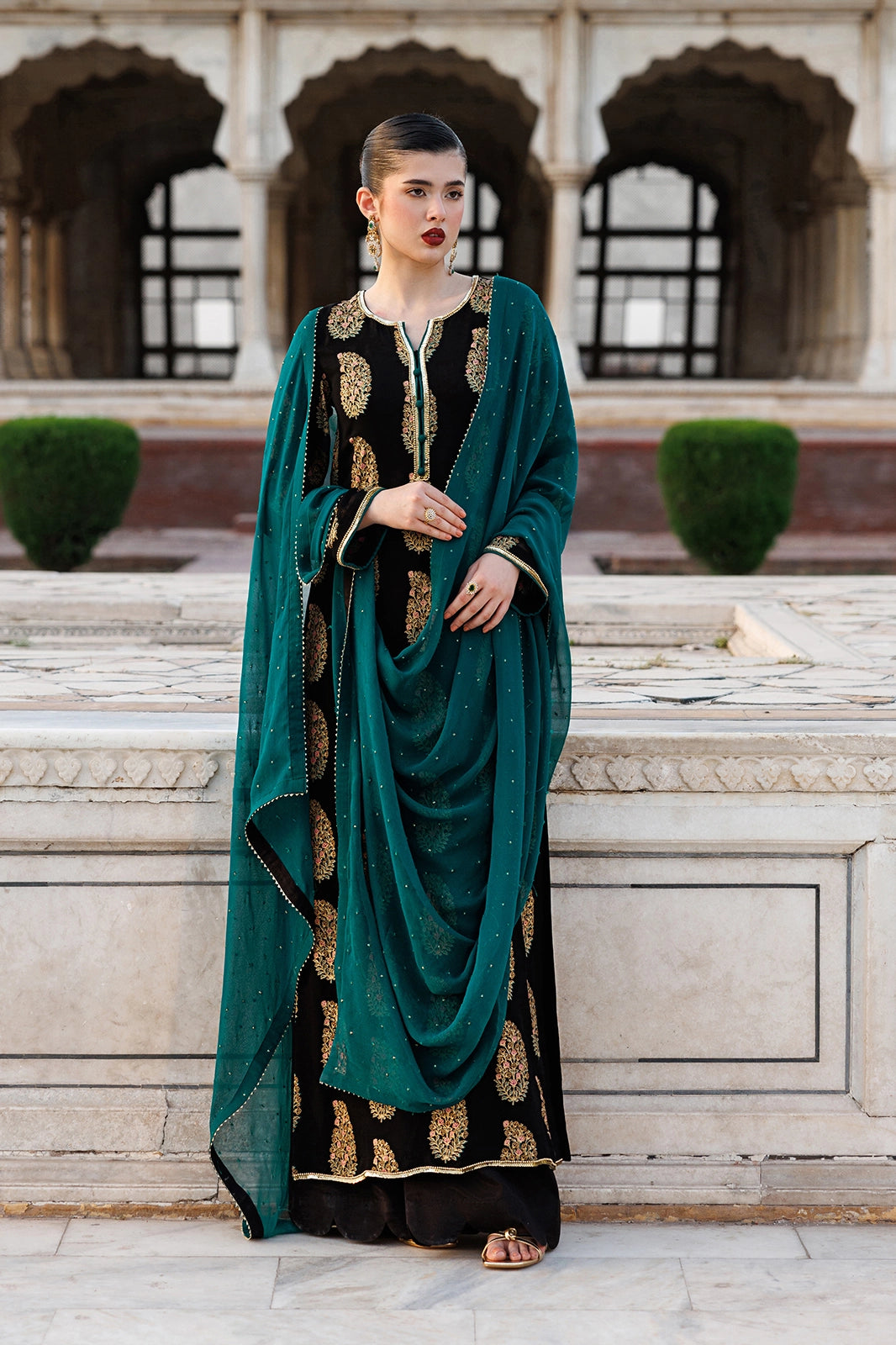 Vanya | Virsa Formals | ED-013 - Formal Dress - available at Maria Faisal in UK and USA.