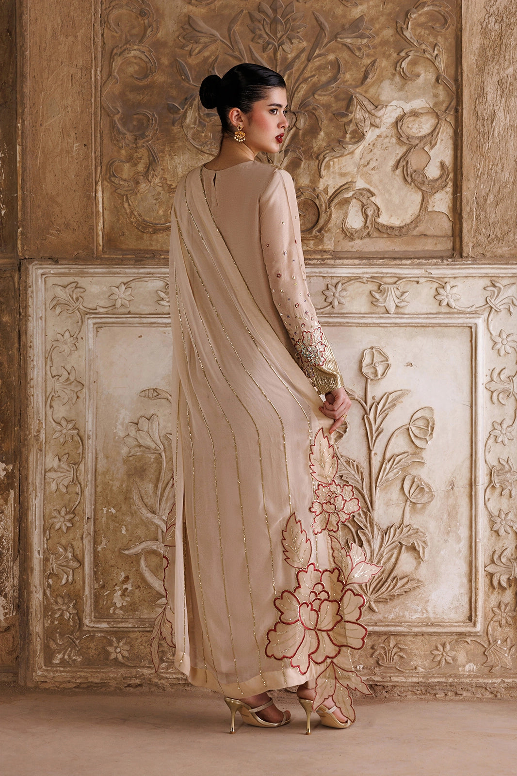 Vanya | Virsa Formals | ED-010 - Formal Dress - available at Maria Faisal in UK and USA.